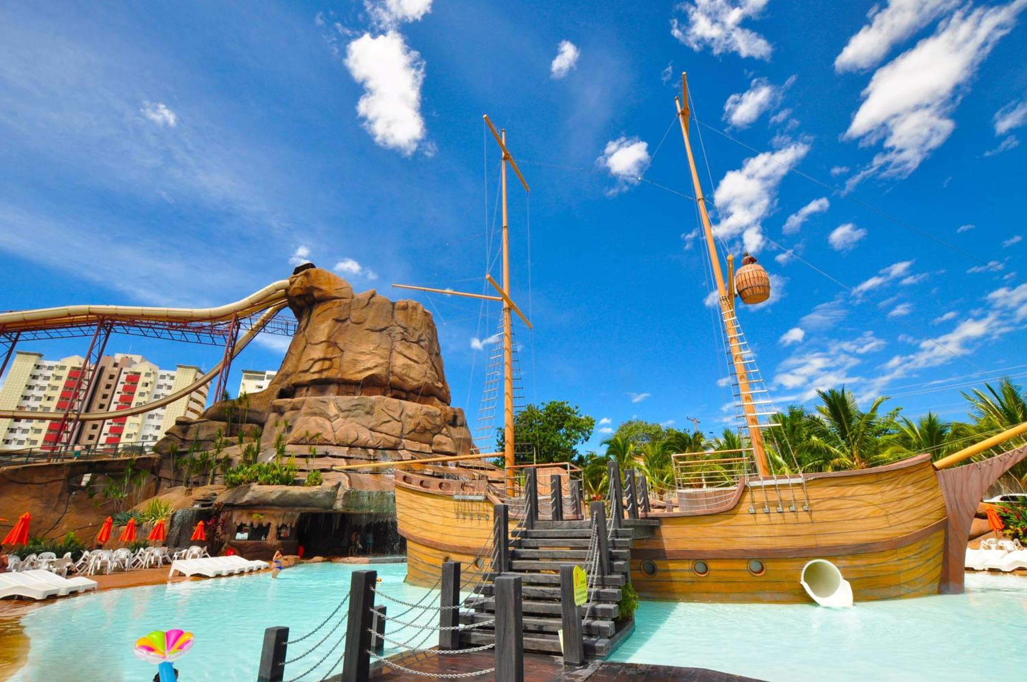 Spazzio Diroma Com Acesso Ao Acqua Park, Splash E Slide カルダス・ノバス エクステリア 写真