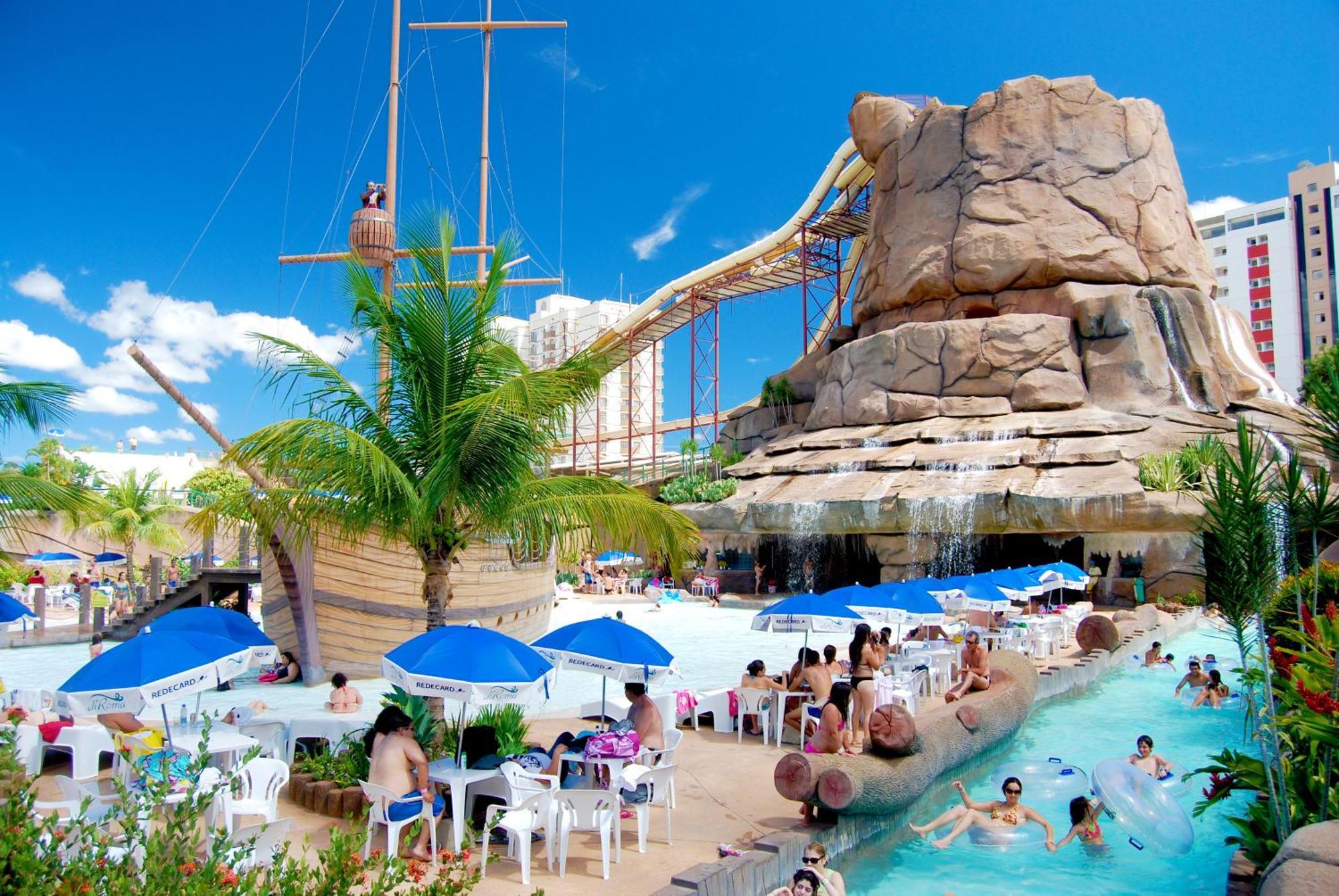 Spazzio Diroma Com Acesso Ao Acqua Park, Splash E Slide カルダス・ノバス エクステリア 写真